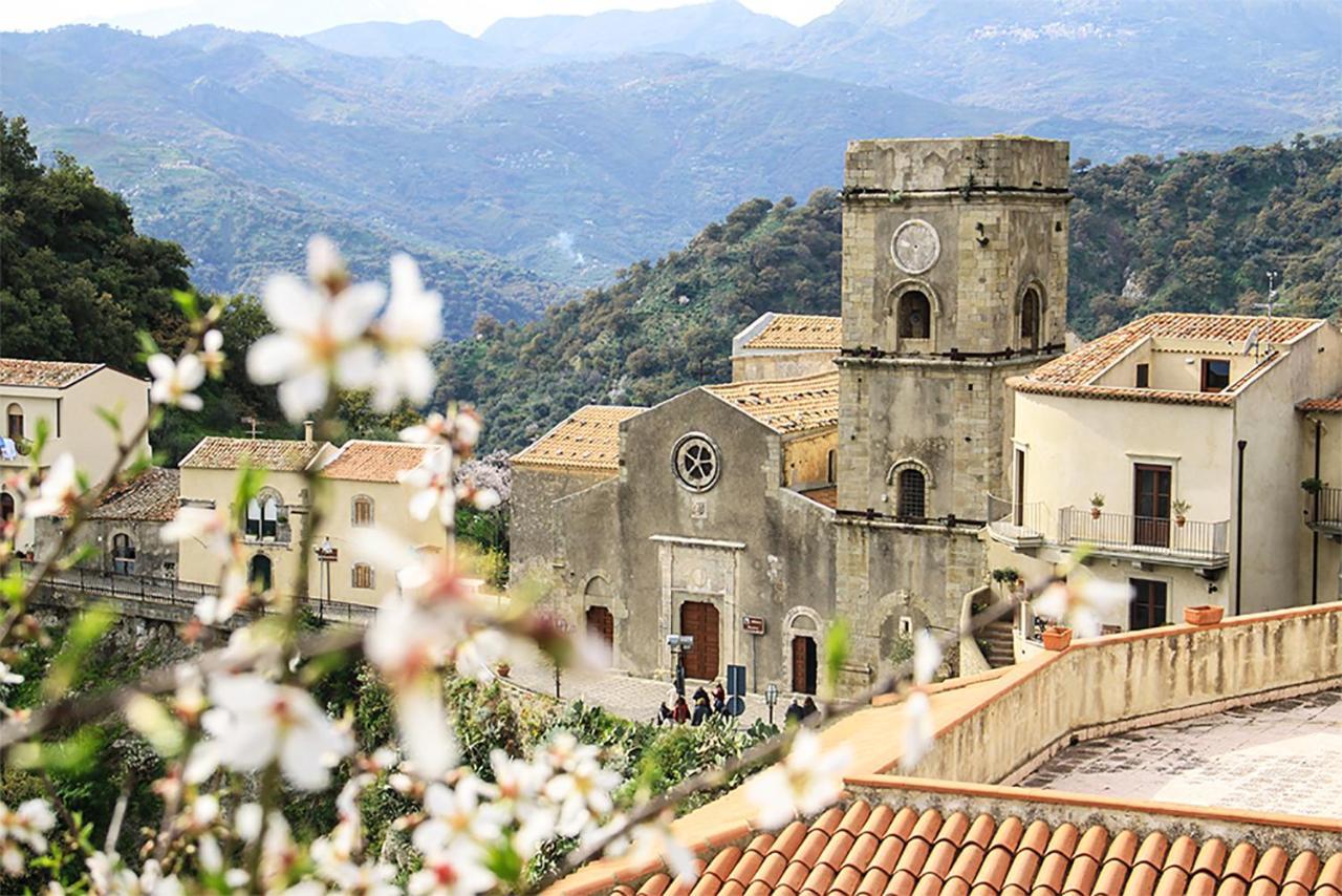 Due Sicilie Maison De Charme Casalvecchio Siculo Eksteriør bilde
